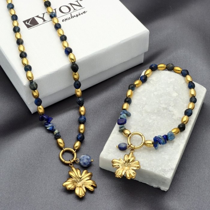 Bransoletka na gumce kamienie naturalne lapis lazuli metal