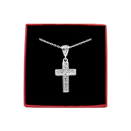 Srebrny naszyjnik ażurowy krzyż